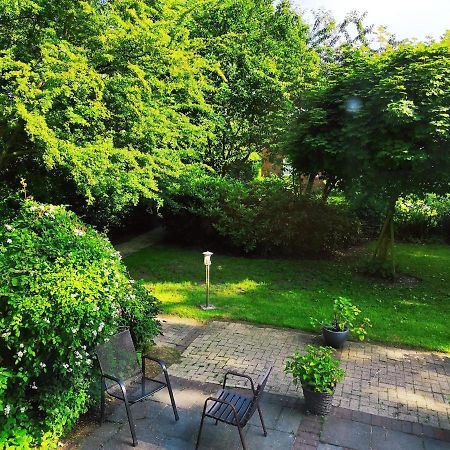 Sandkastenliebe Charmante Ferienwohnung In Villa Dornum Exterior photo
